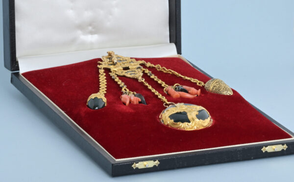 Rare Gold and Bloodstone Chatelaine Watch - Image 3