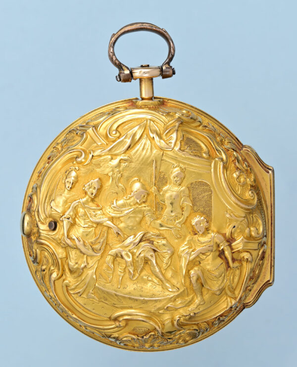 Gold Repousse Pair Cased Verge