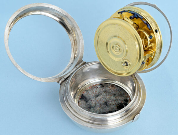 Rare Visible Mock Pendulum with Concealed Portrait - Image 5